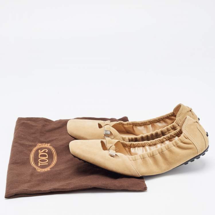 Pre Owned Tod's Beige Suede Bow Scrunch Ballet Flats Size 37