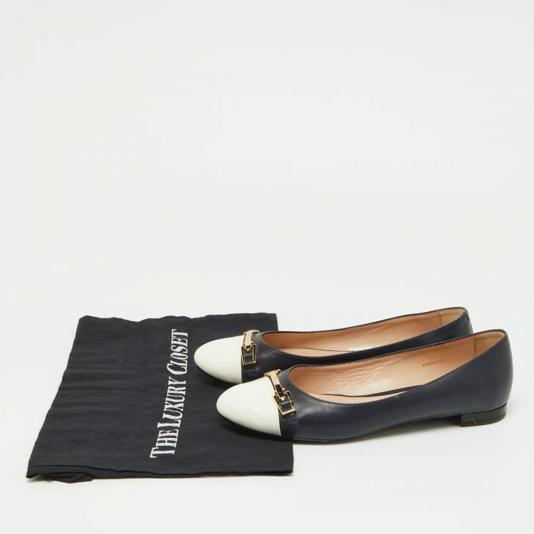 Pre Owned Tod's Blue/White Leather Cap Toe Ballet Flats Size 36.5
