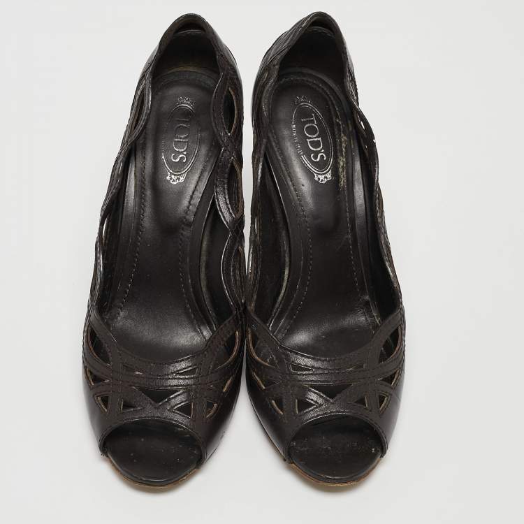 Pre Owned Tod's Black Leather Cut Out Pointed Toe Pumps Size 36