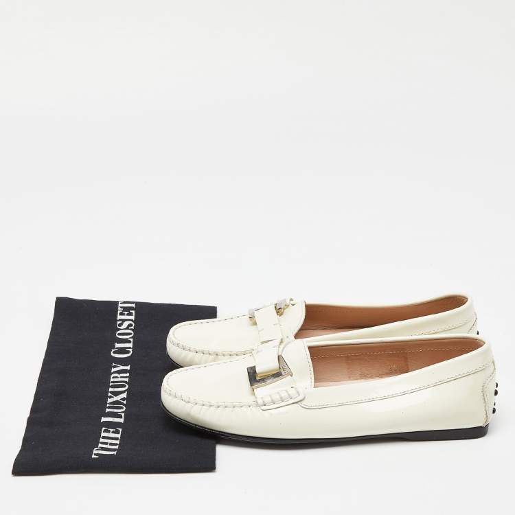 Pre Owned Tod's Off White Patent Leather Buckle Loafers Size 39
