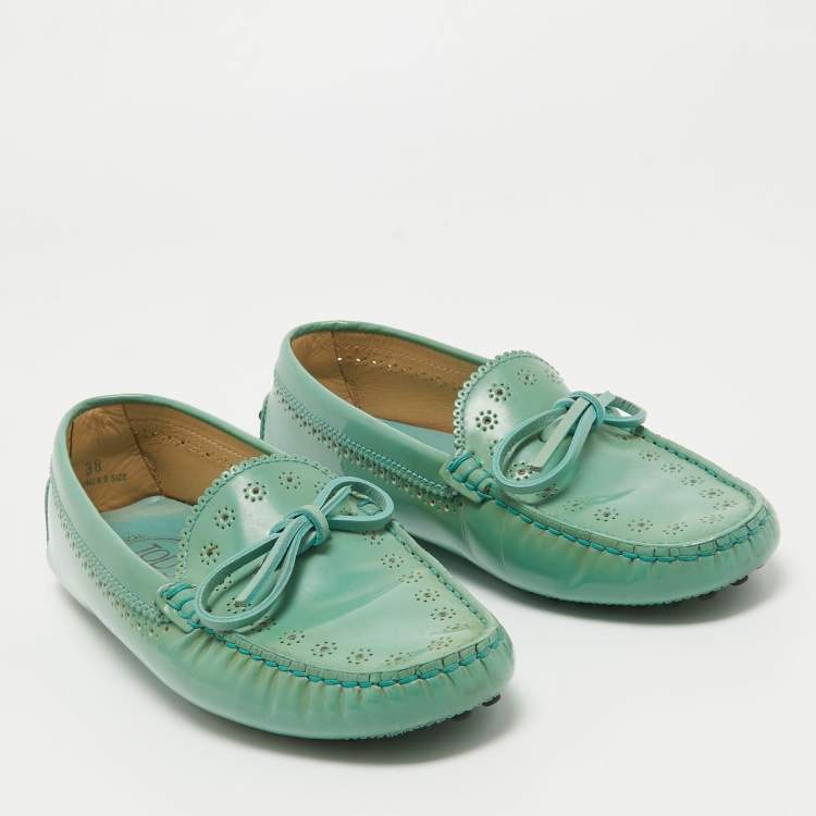 Pre Owned Tod's Green Patent Leather Bow Loafers Size 38