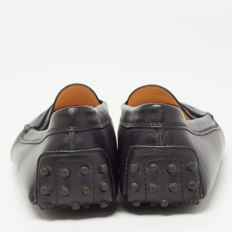 Pre Owned Tod's Black Leather Slip On loafers Size 39