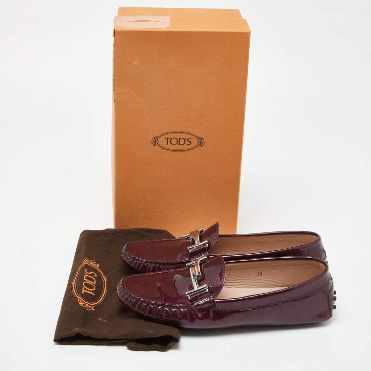 Pre Owned Tod's Burgundy Patent Leather Slip On Loafers Size 38