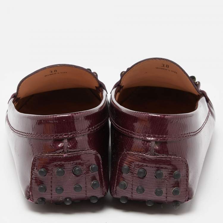 Pre Owned Tod's Burgundy Patent Leather Slip On Loafers Size 38