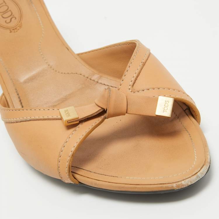 Pre Owned Tod's Beige Leather Bow Slide Sandals Size 37.5