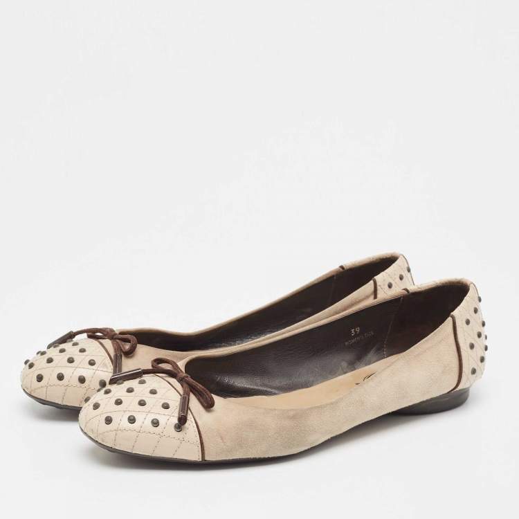 Pre Owned Tod's Two Tone Suede and Studded Leather Bow Ballet Flats Size 39