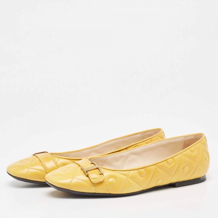 Pre Owned Tod's Yellow Quilted Leather Ballet Flats Size 39.5
