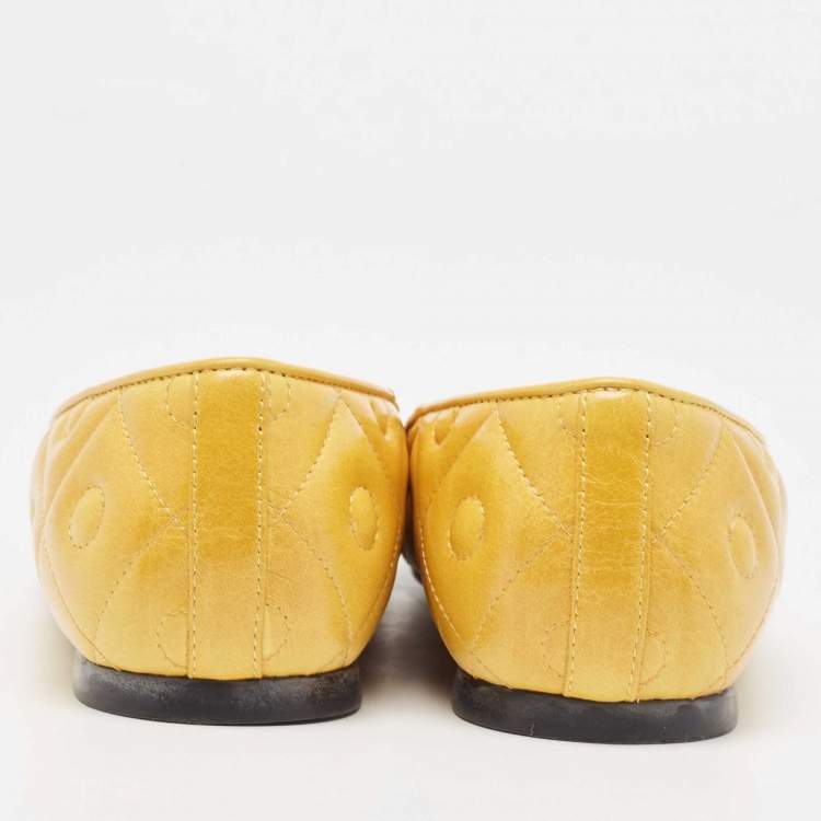 Pre Owned Tod's Yellow Quilted Leather Ballet Flats Size 39.5