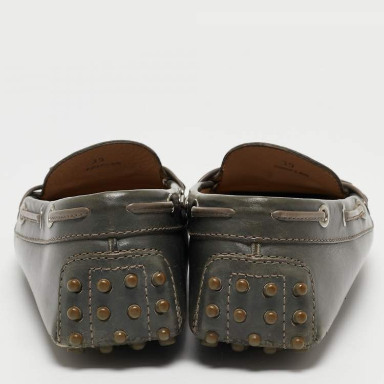 Pre Owned Tod's Grey Leather  Slip On Loafers Size 39