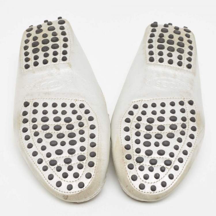 Pre Owned Tod's Silver Leather Crystal Embellished Double T Slip On Loafers Size 36