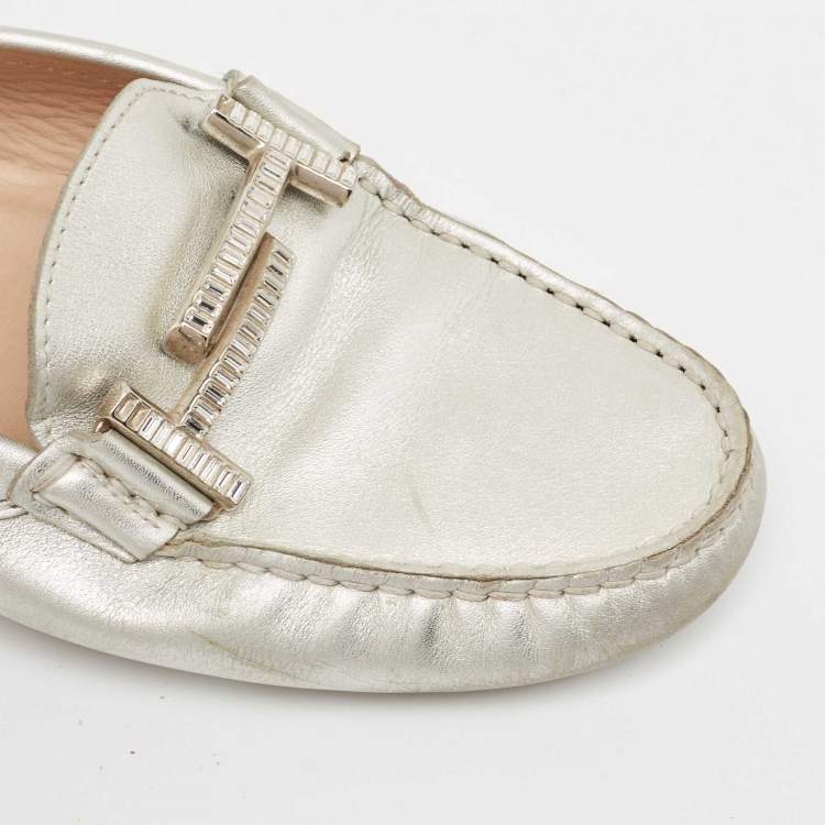Pre Owned Tod's Silver Leather Crystal Embellished Double T Slip On Loafers Size 36