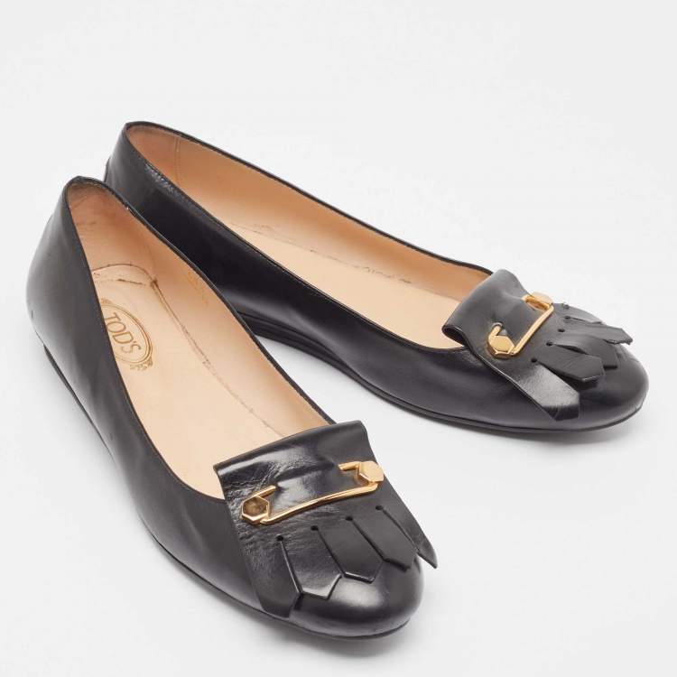 Pre Owned Tod's Black Leather Slip On Loafers Size 40.5