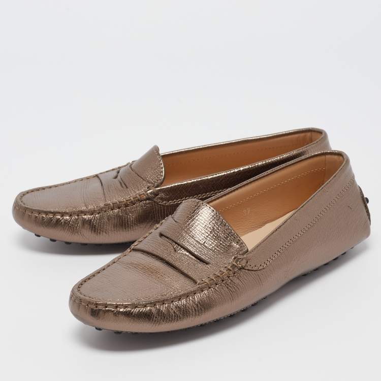 مملوكة مسبقًا Tod's Bronze Leather Penny Slip On Loafers Size 37
