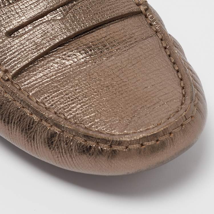 مملوكة مسبقًا Tod's Bronze Leather Penny Slip On Loafers Size 37