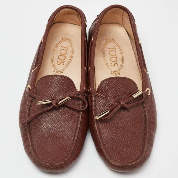 Pre Owned Tod's Brown Leather Gommino Slip On Loafers Size 39