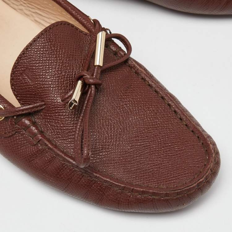 Pre Owned Tod's Brown Leather Gommino Slip On Loafers Size 39