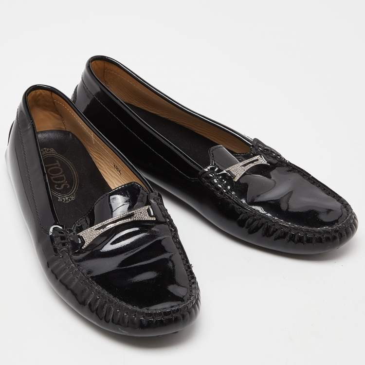 مملوكة مسبقًا Tod's Black Patent Leather Loafers Size 38.5