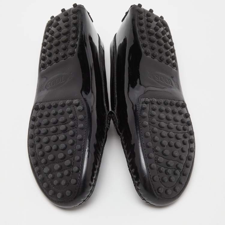 مملوكة مسبقًا Tod's Black Patent Leather Loafers Size 38.5