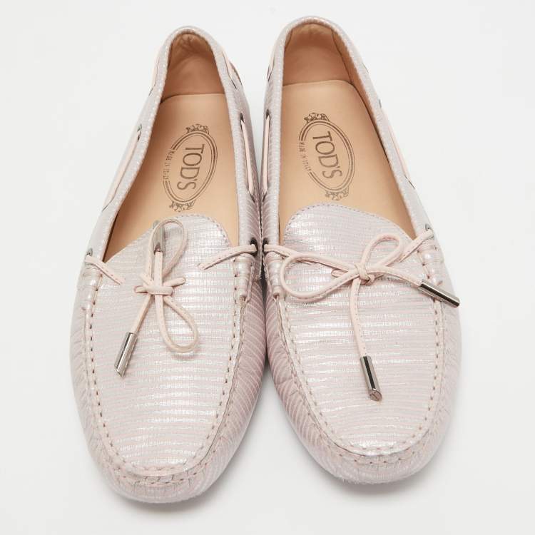 Pre Owned Tod's Pink/Silver Nubuck Leather Bow Loafers Size 41