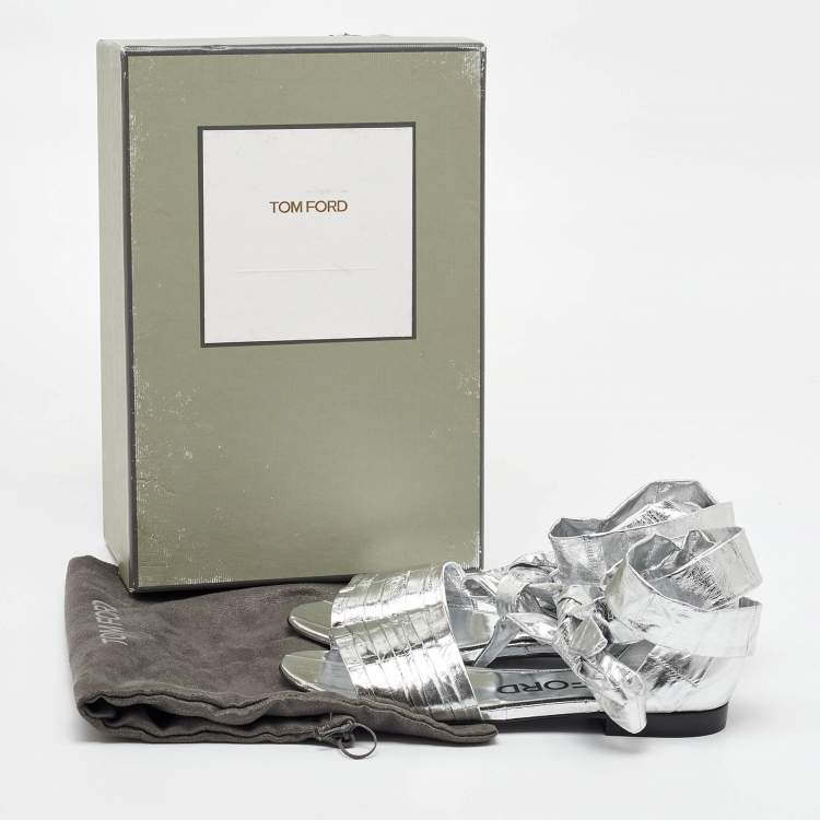 Pre Owned Tom Ford Silver Laminated Leather Ankle Wrap Flat Sandals Size 37