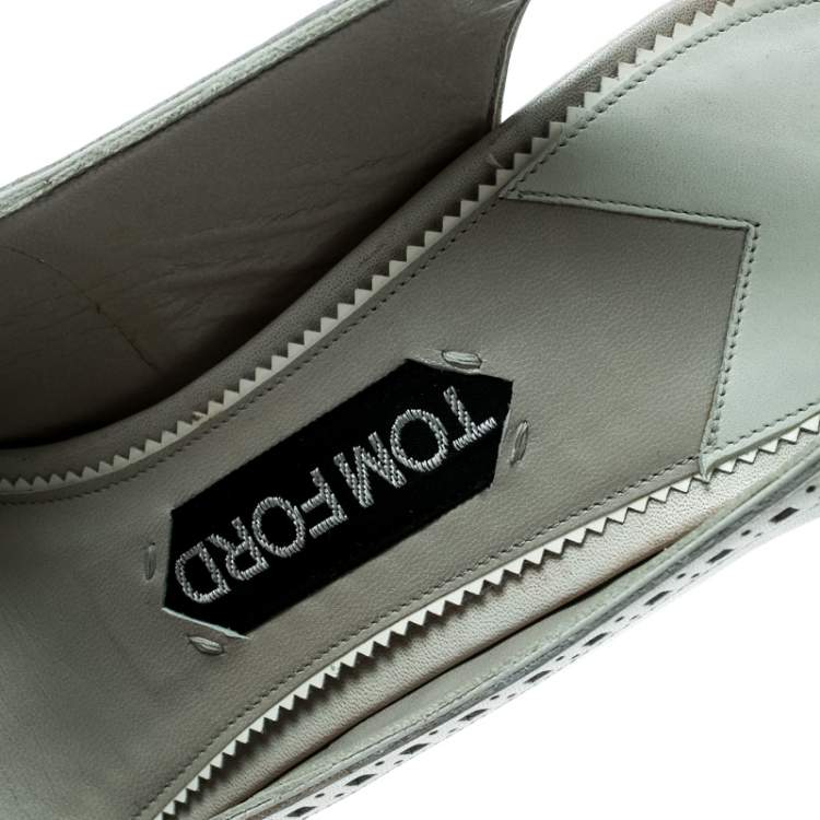 Pre Owned Tom Ford Light Grey Leather Pointed Toe Slingback Sandals Size 37.5