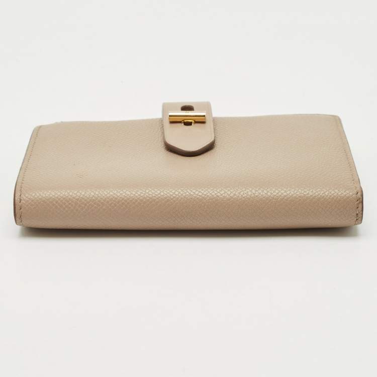 Pre Owned Tom Ford Beige Leather Turnlock Compact Wallet