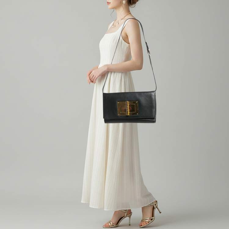مملوكة مسبقًا Tom Ford Natalia Convertible Black Leather Clutch