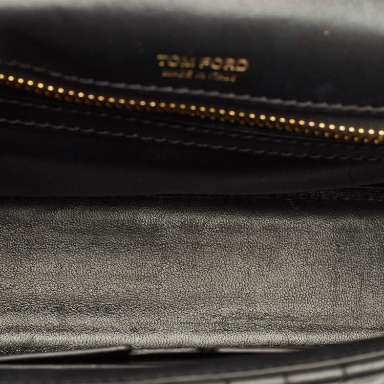 Pre Owned Tom Ford T-Clasp Black Quilted Leather Shoulder Bag