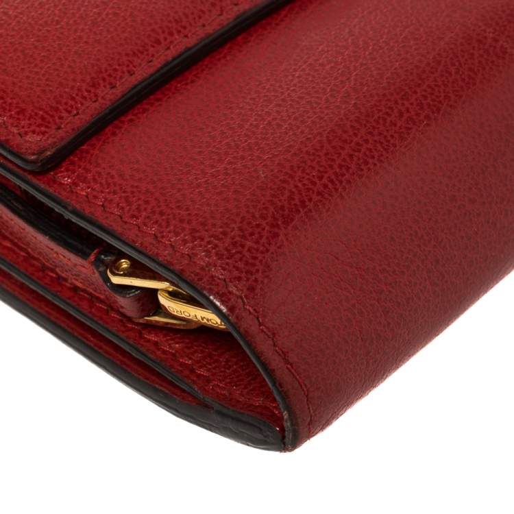 مملوكة مسبقًا Tom Ford Red Leather Turnlock Natalia Continental Wallet