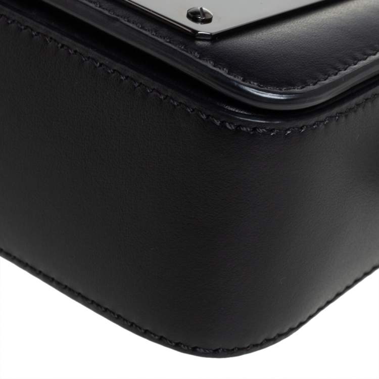 Pre Owned Tom Ford Black Leather Mini Natalia Chain Shoulder Bag