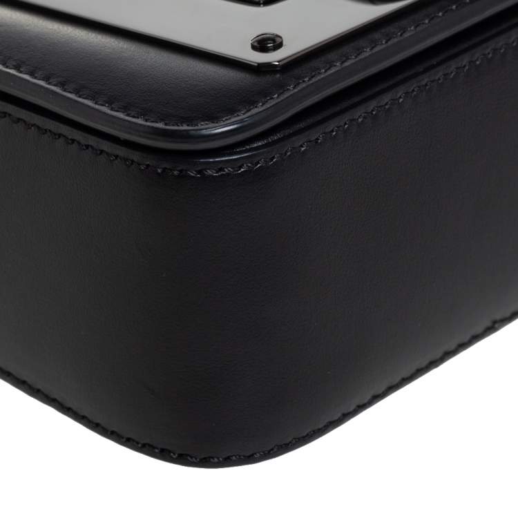 Pre Owned Tom Ford Black Leather Mini Natalia Chain Shoulder Bag