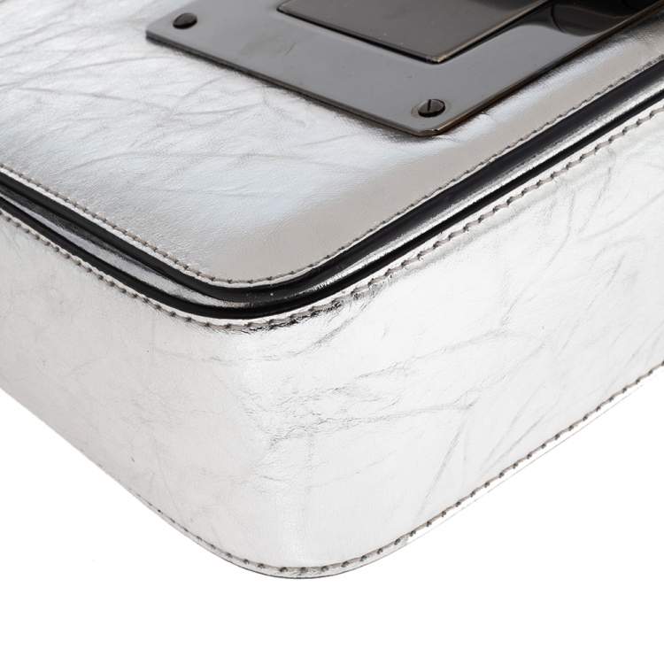 Pre Owned Tom Ford Metallic Silver Crackled Leather Natalia Shoulder Bag