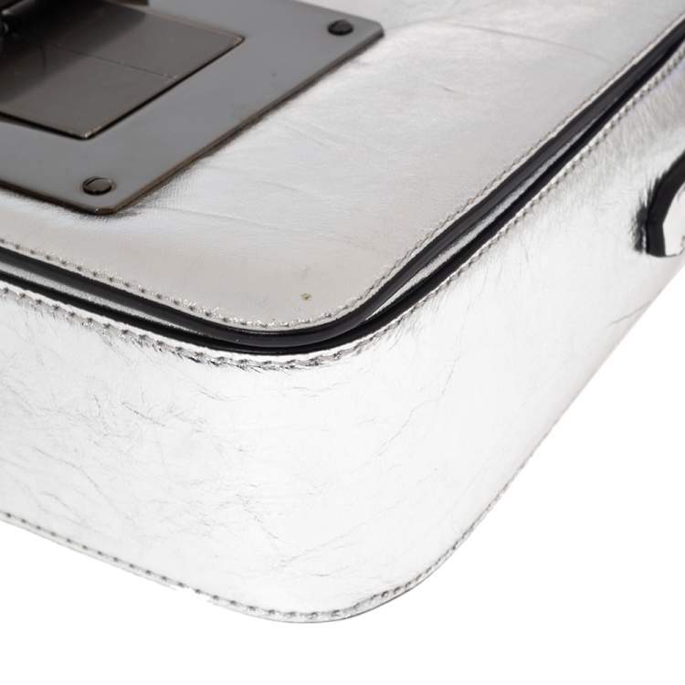 Pre Owned Tom Ford Metallic Silver Crackled Leather Natalia Shoulder Bag