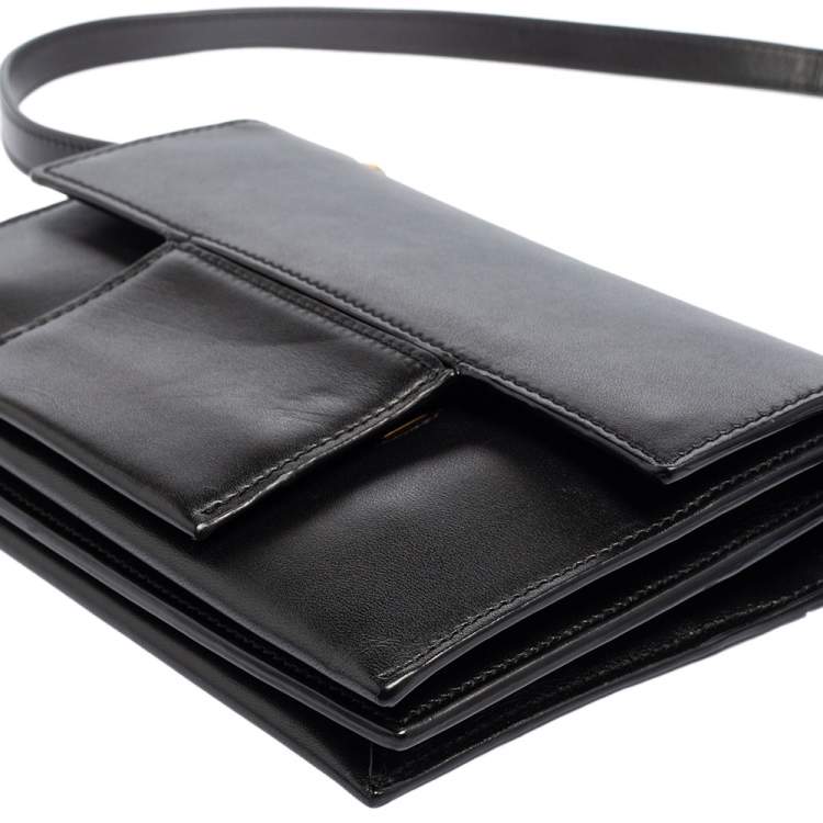 مملوكة مسبقًا  Tom Ford Black Leather Flap Crossbody Bag