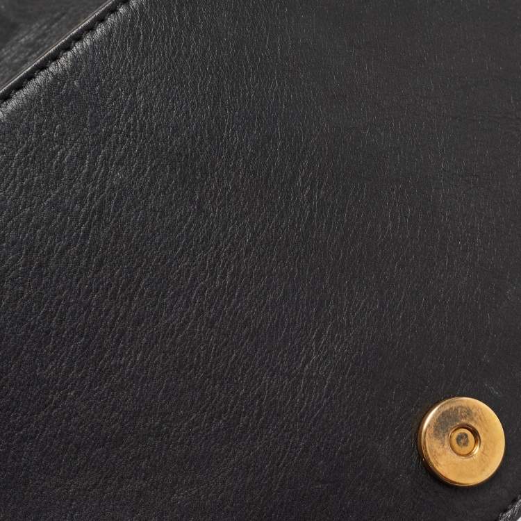 Pre Owned Tom Ford Black Leather T Twist Camera Bag