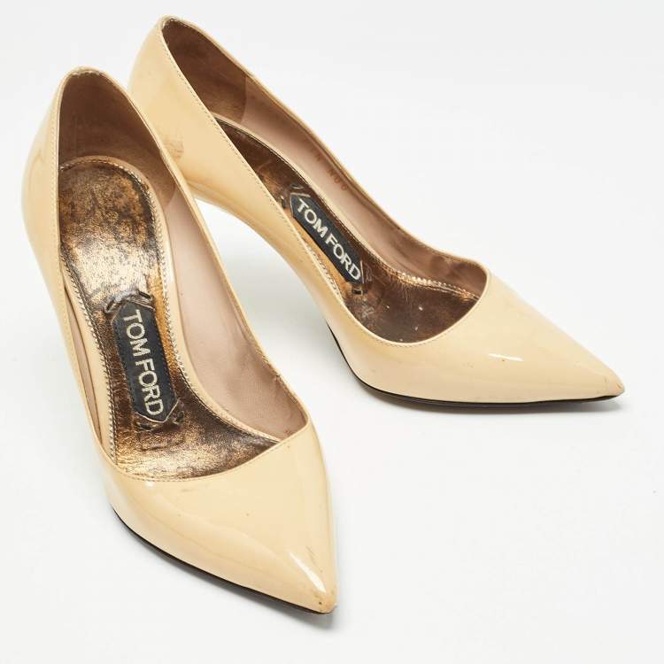 Pre Owned Tom Ford Beige Patent Leather Pointed Pumps Size 35