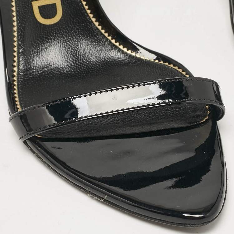 Pre Owned Tom Ford Black Patent Leather Padlock Ankle Strap Sandals Size 38