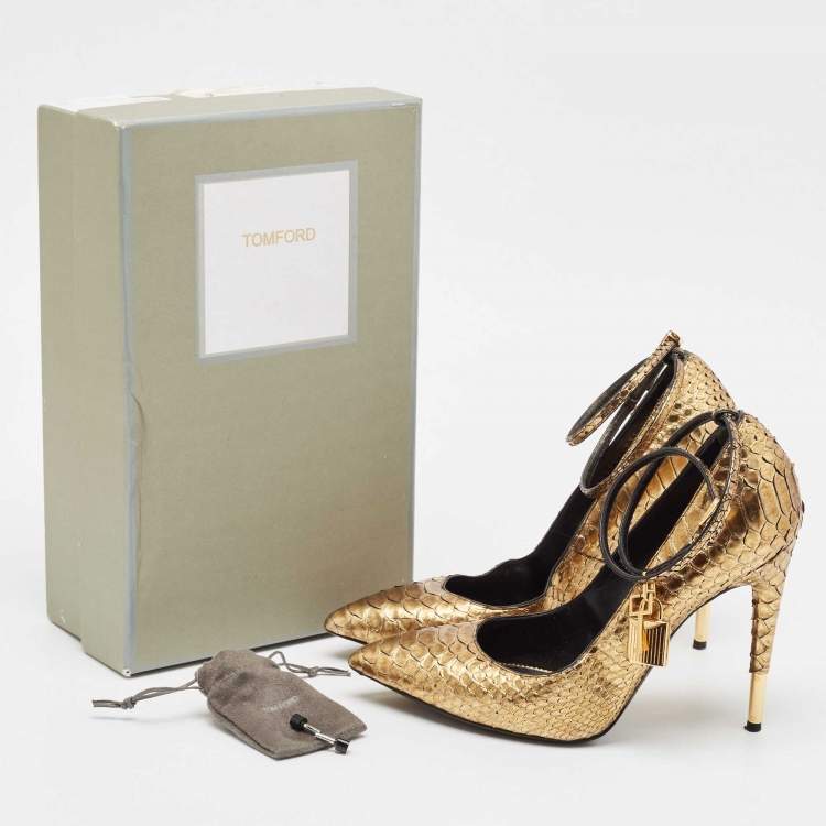 Pre Owned Tom Ford Gold Python Leather Padlock Pumps Size 40