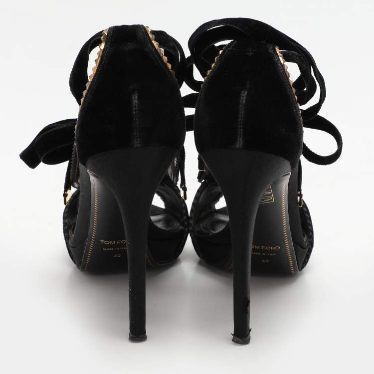 Pre Owned Tom Ford Black Velvet Peep Toe Pumps Size 40