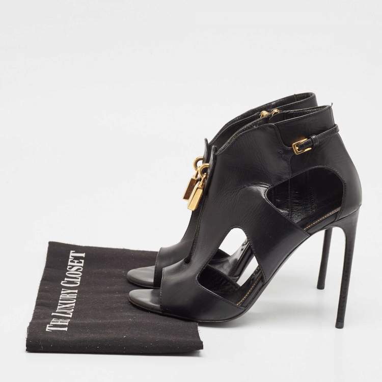 Pre Owned Tom Ford Black Cut Out Leather Padlock Booties Size 39