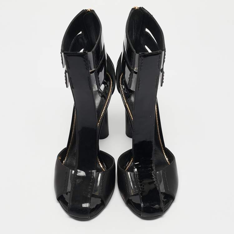 Pre Owned Tom Ford Black Patent and Leather T-Bar Ankle Strap Sandals Size 38
