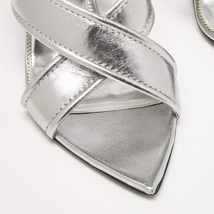 Pre Owned Tom Ford Silver Leather Crisscross Slide Sandals Size 38