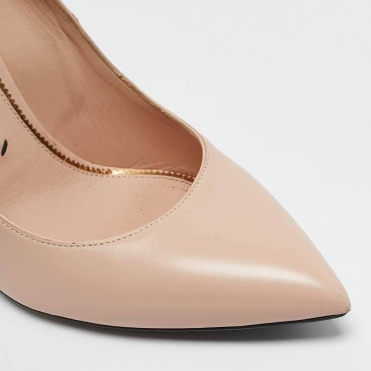 Pre Owned Tom Ford Beige Leather Padlock Ankle Wrap Pumps Size 40.5