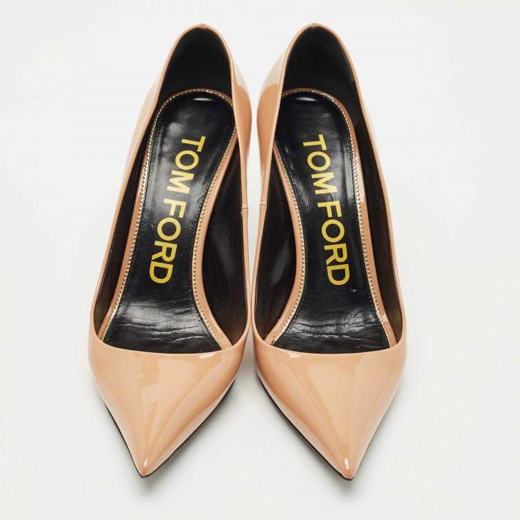 Pre Owned Tom Ford Beige Patent Leather Classic Pointed Toe Pumps Size 40