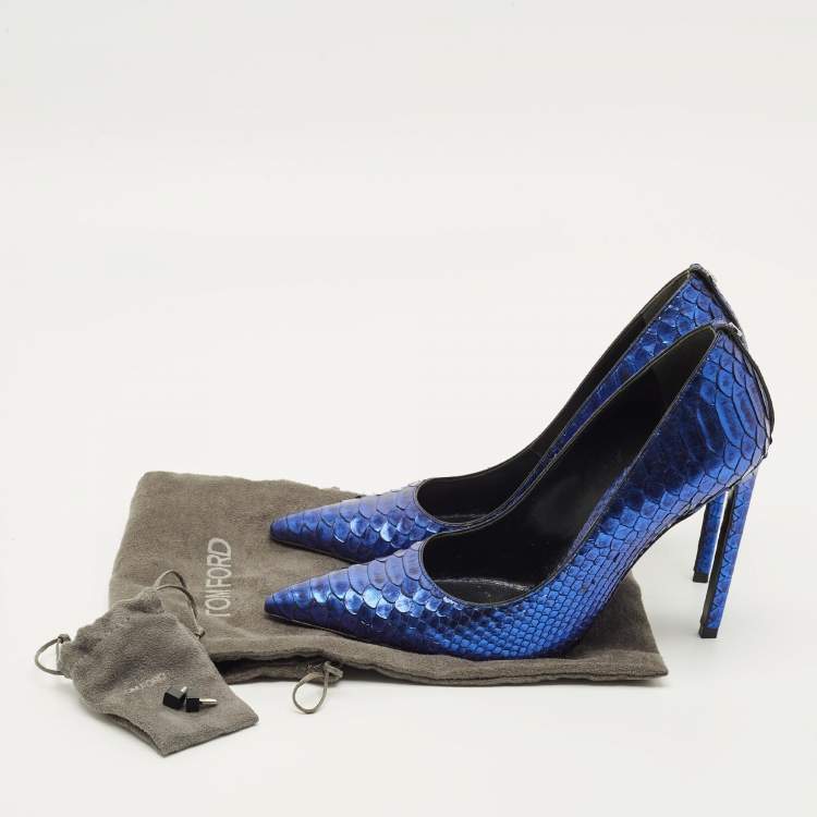 Pre Owned Tom Ford Size 38 Blue Python Leather Pointed Toe Pumps