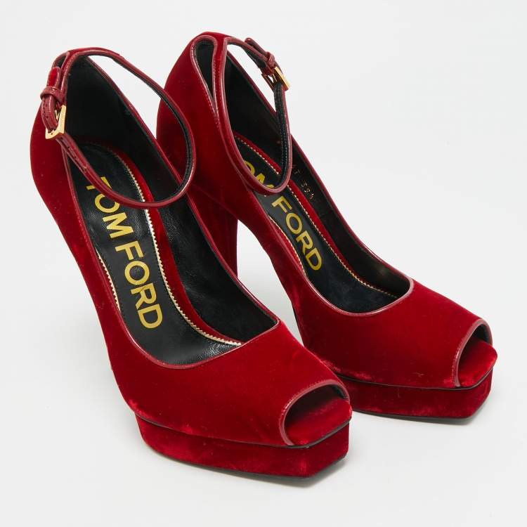 Pre Owned Tom Ford Size 39.5 Red Velvet Peep Toe Pumps