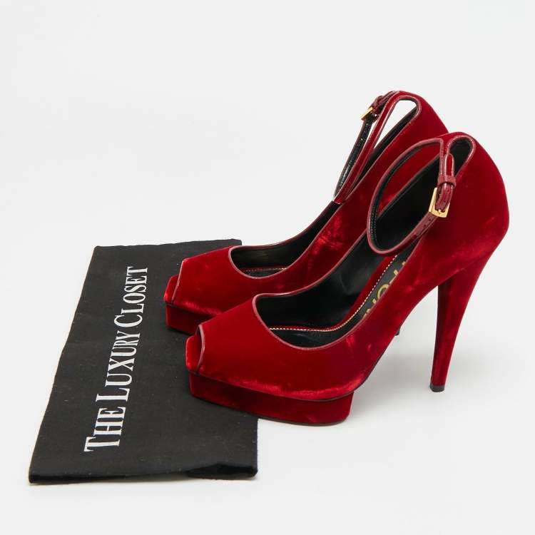 Pre Owned Tom Ford Size 39.5 Red Velvet Peep Toe Pumps