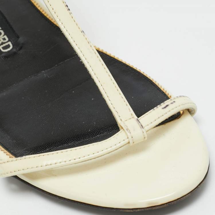 Pre Owned Tom Ford Padlock Size 37.5 White Patent Leather Ankle Strap Flats