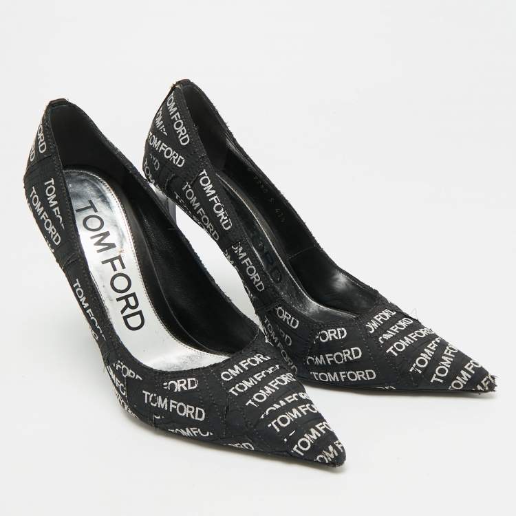 Pre Owned Tom Ford Classic T Screw Size 41.5 Black Fabric Pumps