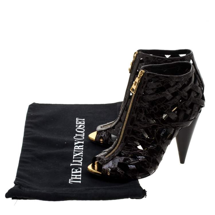 Pre Owned Tom Ford Brown Croc Embossed Leather Cutout Peep Toe Sandals Size 39